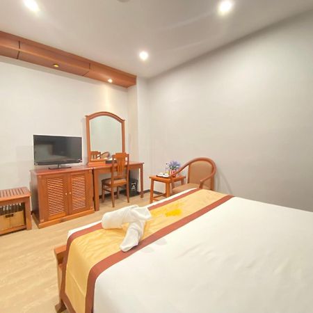 Cali Hotel Quy Nhon Esterno foto