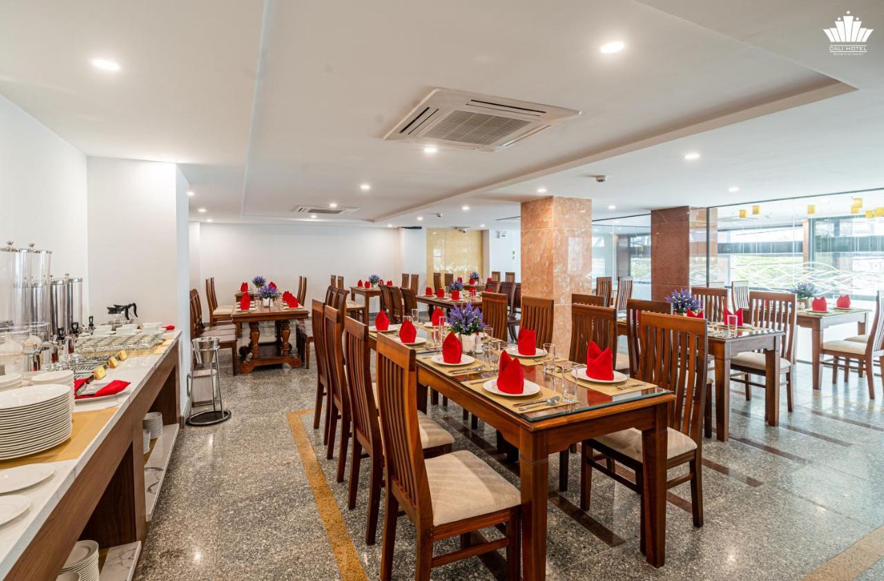 Cali Hotel Quy Nhon Esterno foto