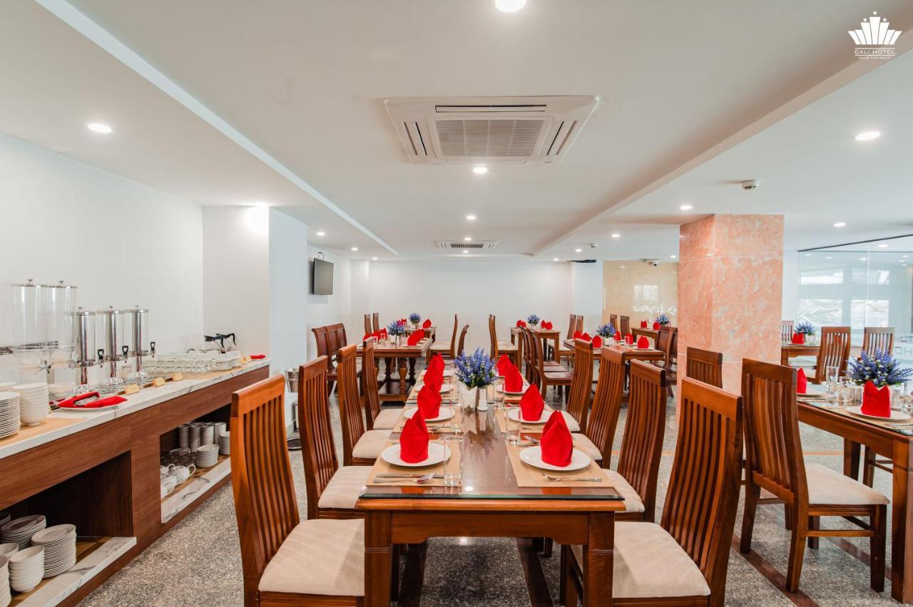 Cali Hotel Quy Nhon Esterno foto