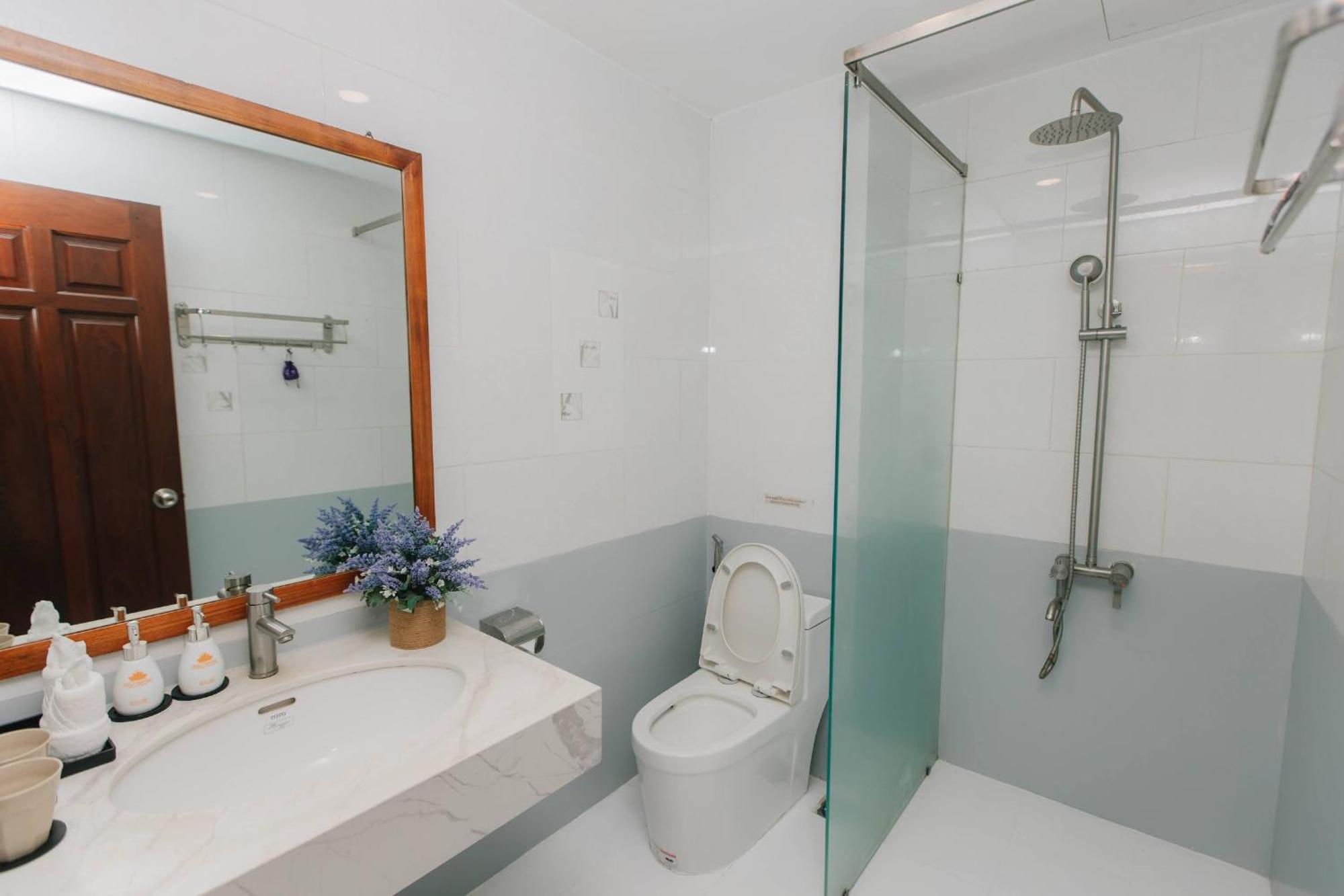 Cali Hotel Quy Nhon Esterno foto